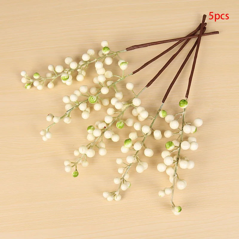 Artificial Berries Branch Plastic Fake Flowers leaf Decorative Berry PE Red Berries Plant for New Year Christmas decoration 2023