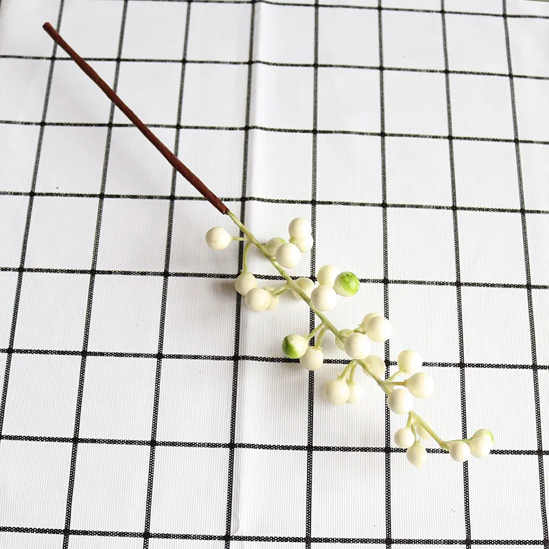 Artificial Berries Branch Plastic Fake Flowers leaf Decorative Berry PE Red Berries Plant for New Year Christmas decoration 2023