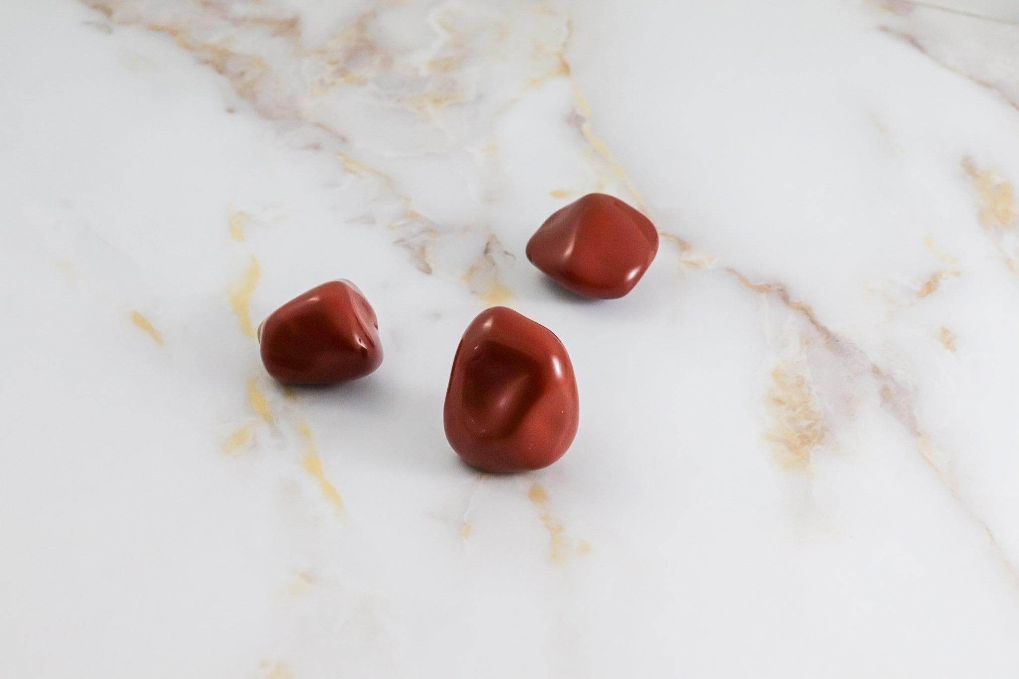 Pierre roulée en Jaspe rouge